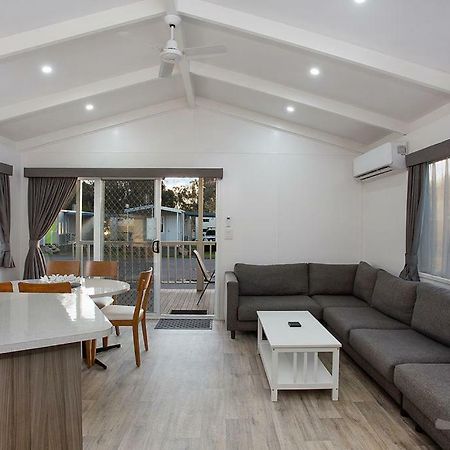 Horsham Riverside Caravan Park Extérieur photo