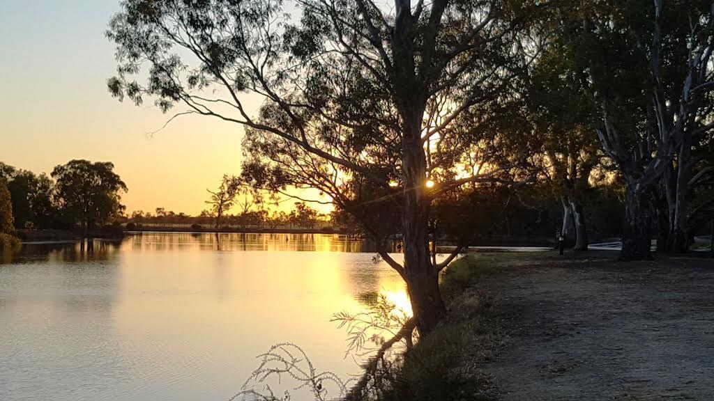 Horsham Riverside Caravan Park Extérieur photo