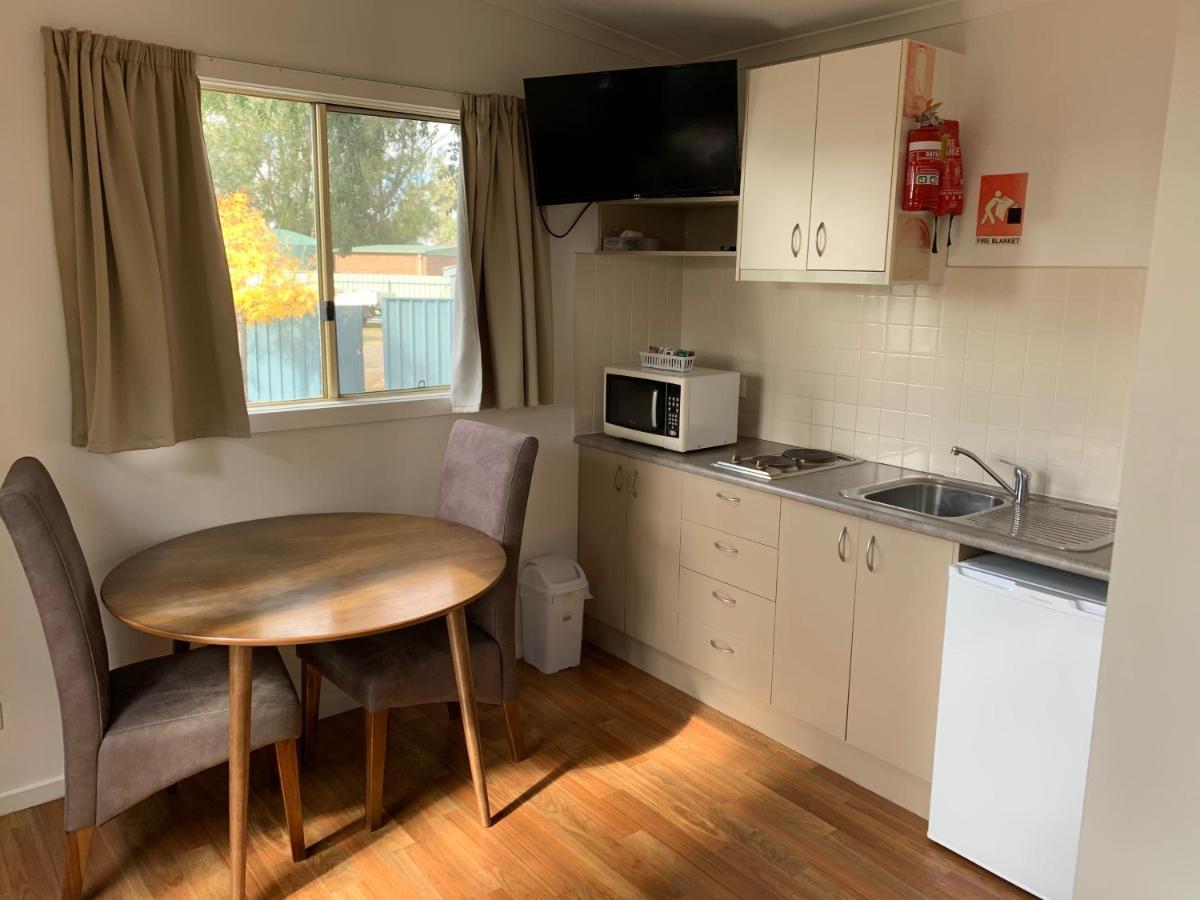 Horsham Riverside Caravan Park Extérieur photo